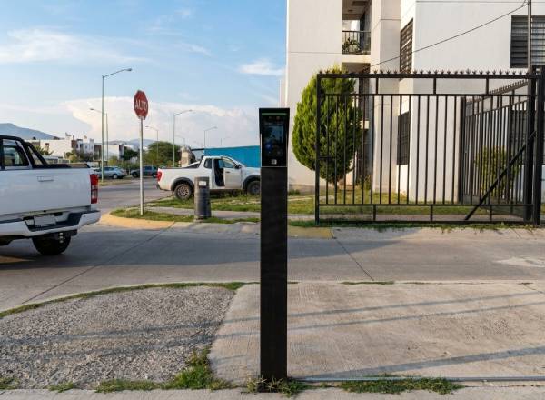 Entrada y salida de vehículos
